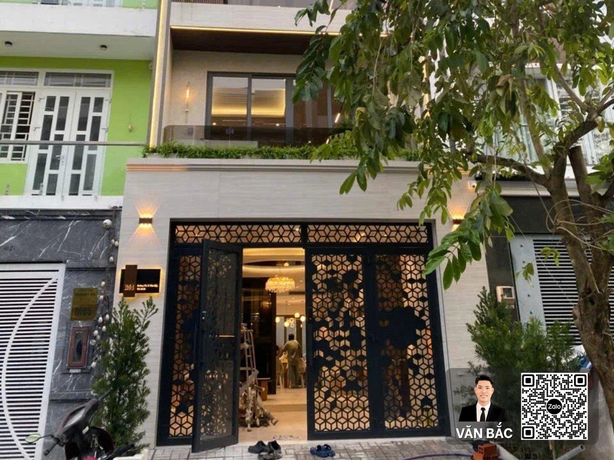 ban-nha-dep-kdc-phu-my-quan-7-5x18m-thang-may-full-noi-that-1