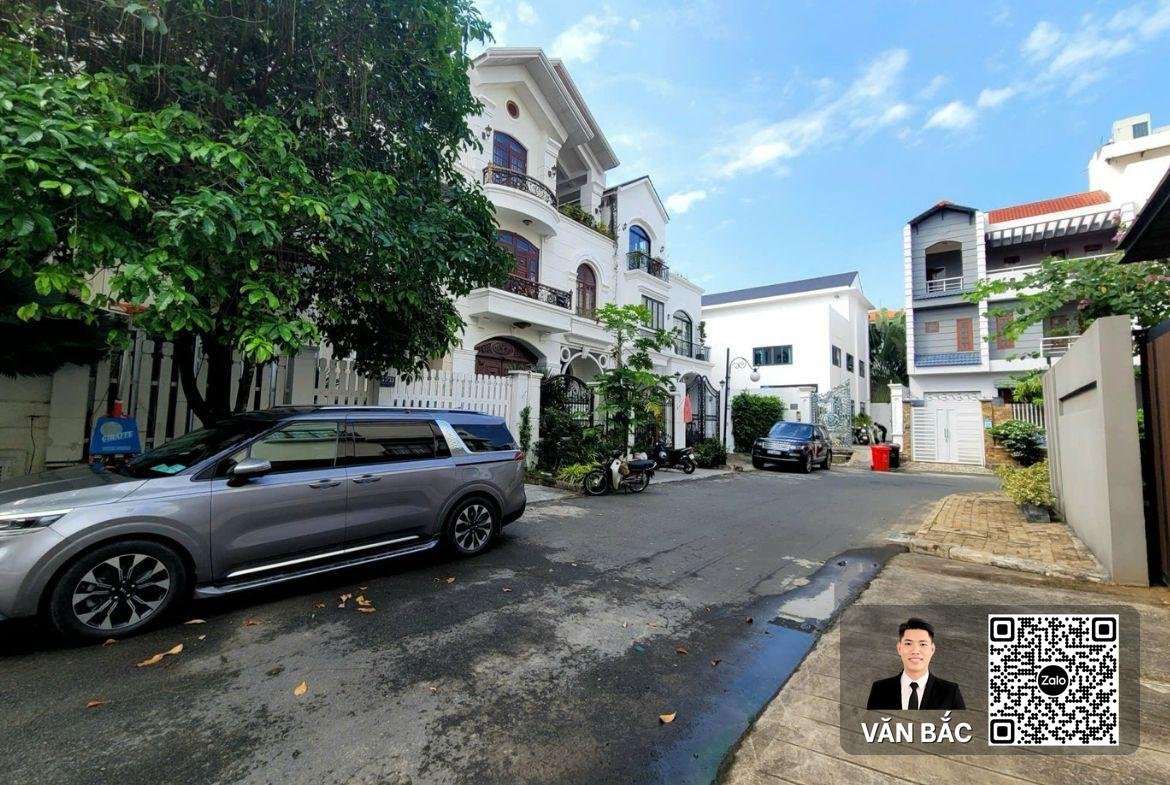 ban-biet-thu-b2-14-nam-thien-1-dien-tich-8x18m-ham-3-tang-giap-cong-vien-ha-huy-tap-gia-61-tỷ (3)