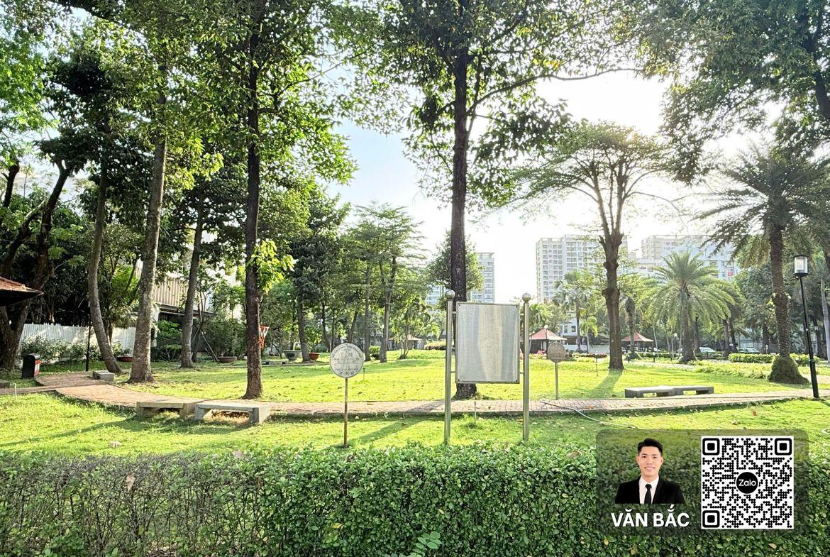 ban-biet-thu-can-goc-2-mat-tien-my-thai-1-phu-my-hung-view-cong-vien-ngang-12m-gia-85-ty (3)