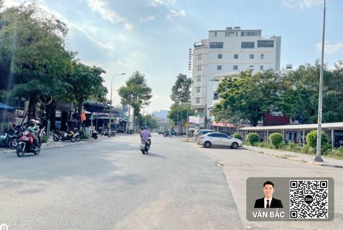 ban-biet-thu-can-goc-2-mat-tien-tran-trong-cung-q7-vi-tri-kim-cuong-dong-tien-100-trieu-thang-gia-71-tỷ (2)