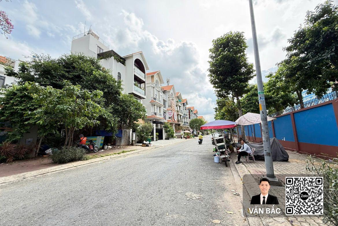 ban-biet-thu-cao-cap-3-duong-so-6-kdc-him-lam-dien-tich-10x20m-ham-3-lau-co-thang-may-gia-60-ty (1)