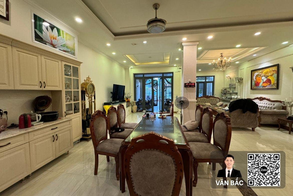 ban-biet-thu-co-thang-may-so-25-duong-so-9-kdc-tan-truong-dien-tich-9x18m-148m²-full-noi-that-gia-29-tỷ (7)