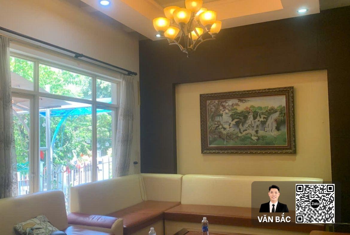 ban-biet-thu-hung-thai-1-phu-mỹ-hung-quan-7-dien-tich-126m2-huong-nam-gia-358-tỷ (1)