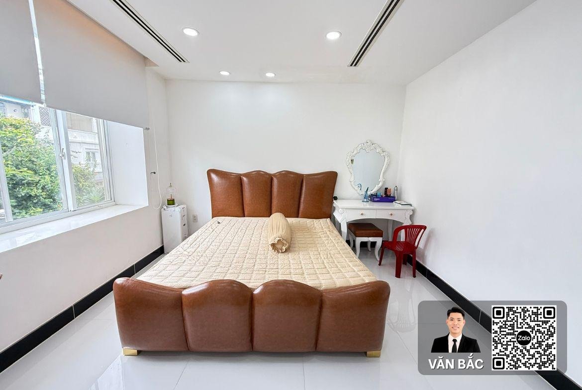 ban-biet-thu-hung-thai-1-phu-mỹ-hung-so-61-b2-78-dien-tich-7x18m-nha-moi-dep-gia-36-tỷ (1)