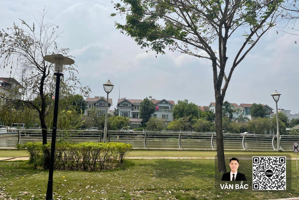 ban-biet-thu-i2-mat-tien-duong-n4-jamona-golden-silk-canh-cong-vien-dien-tich-163-8m² (10)