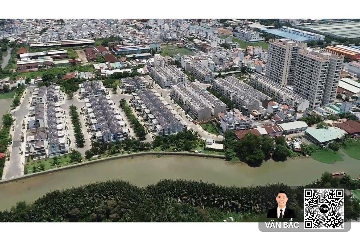 ban-biet-thu-i2-mat-tien-duong-n4-jamona-golden-silk-canh-cong-vien-dien-tich-163-8m² (9)