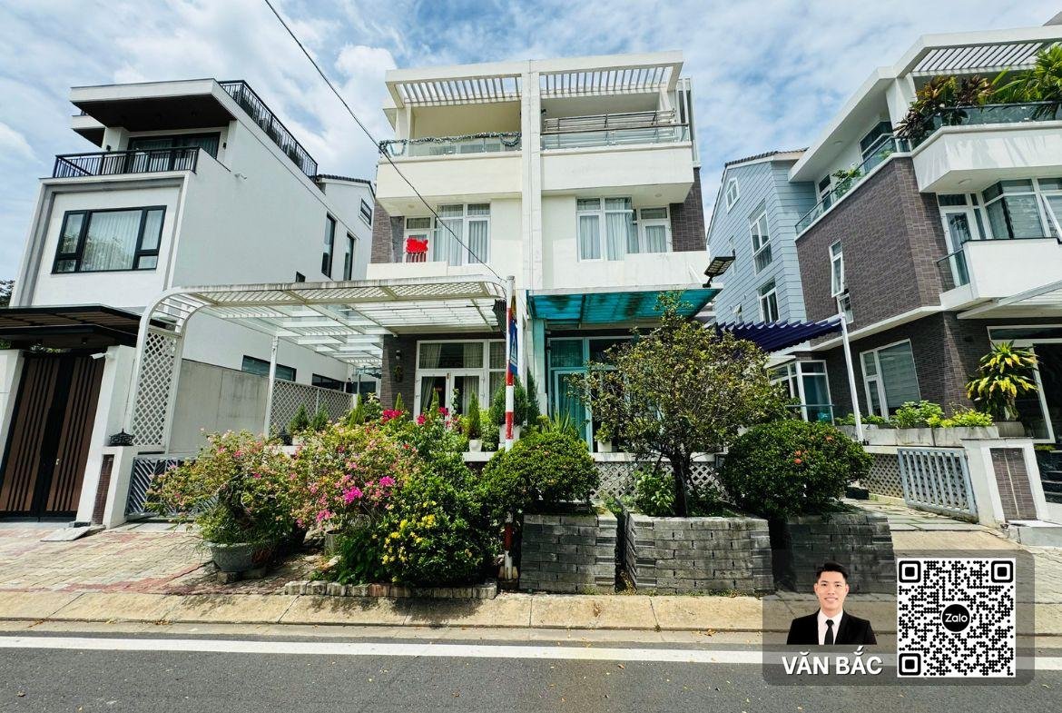 ban-biet-thu-jamona-golden-silk-quan-7-h3a-8-duong-n5-ham-3-lau-cho-thue-35tr-thang-gia-24-tỷ (1)