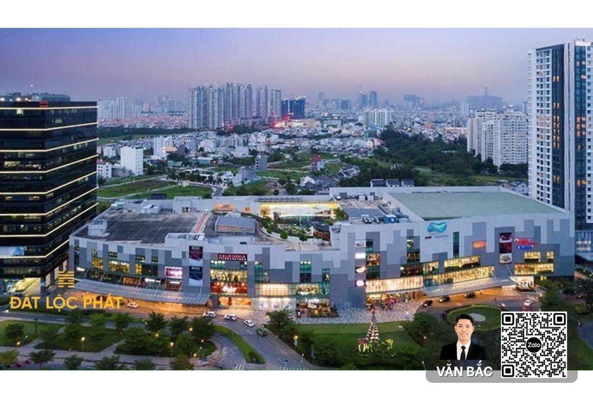 ban-biet-thu-mat-tien-sadeco-nghi-ngoi-giai-tri-quan-7-ma-can-a1-18-dt-250m²-dong-tien-on-dinh (2)