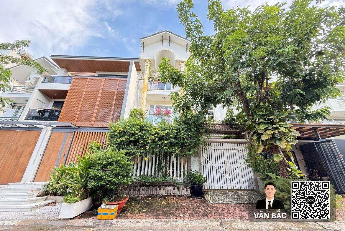 ban-biet-thu-nam-long-ttc-quan-7-so-238-duong-so-8-dien-tich-192m²-khu-yen-tinh-gia-30-tỷ (2)