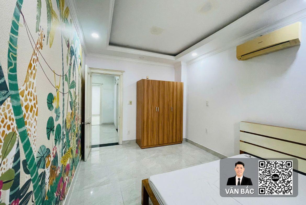 ban-biet-thu-sadeco-ven-song-quan-7-lo-e23-duong-so-20-dien-tich-126m²-5-phong-ngu-gia-232-ty (12)