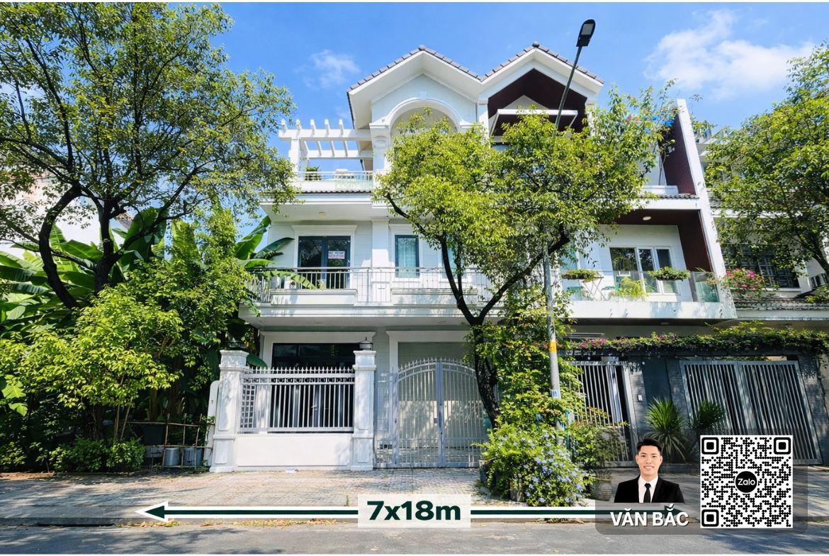 ban-biet-thu-sadeco-ven-song-quan-7-lo-e23-duong-so-20-dien-tich-126m²-5-phong-ngu-gia-232-ty (19)