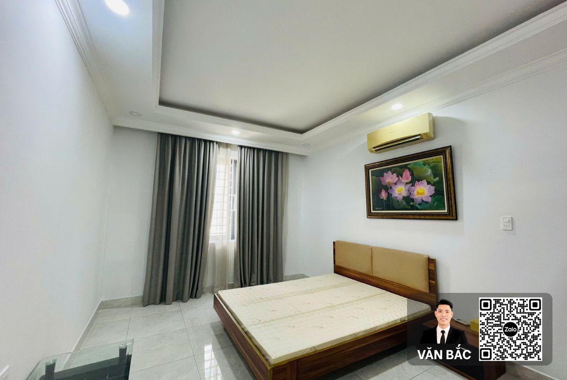 ban-biet-thu-sadeco-ven-song-quan-7-lo-e23-duong-so-20-dien-tich-126m²-5-phong-ngu-gia-232-ty (9)