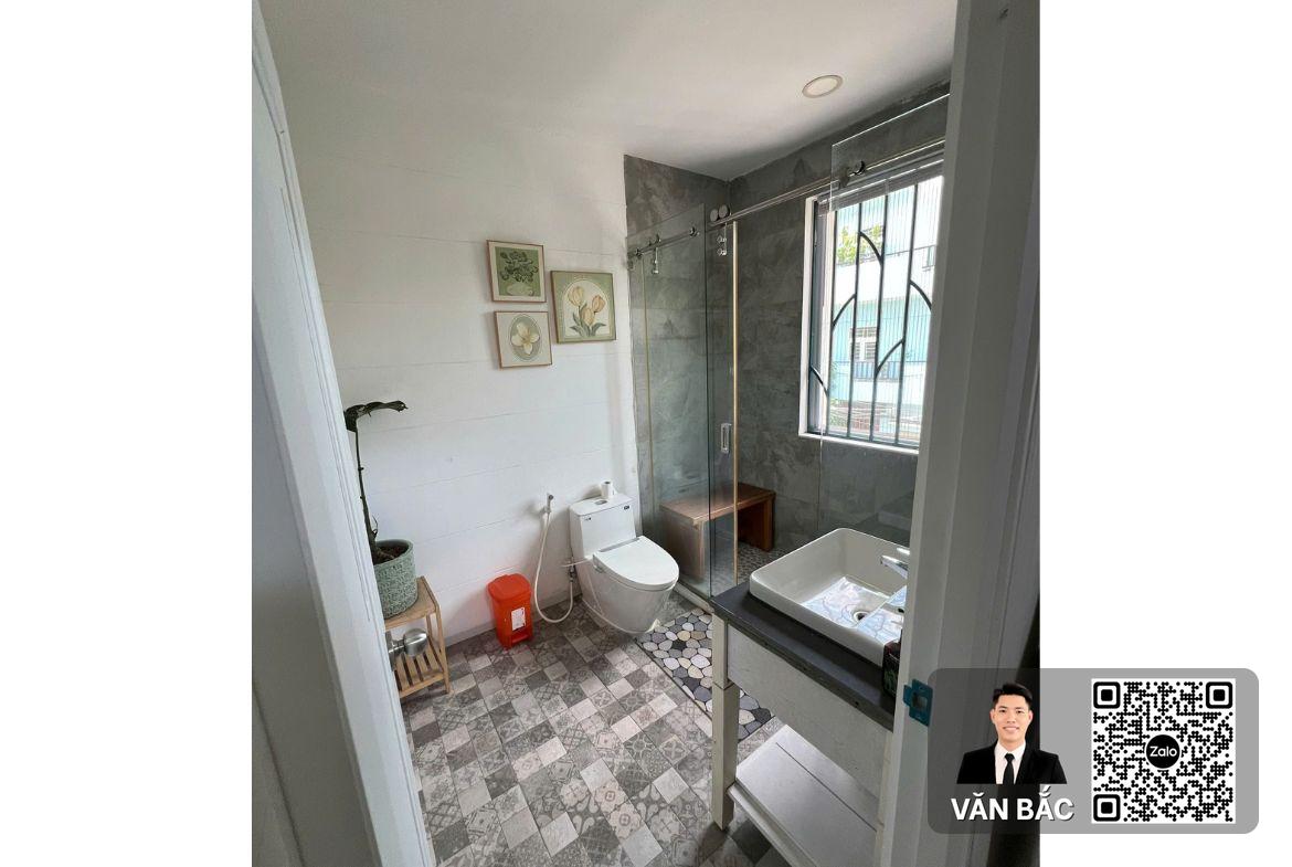 ban-biet-thu-san-vuon-goc-3-mat-tien-a17-kdc-phu-thuan-vph-dt-16×18-5m-252m²-4pn-khong-gian-xanh-tuyet-mỹ-gia-42-tỷ (4)