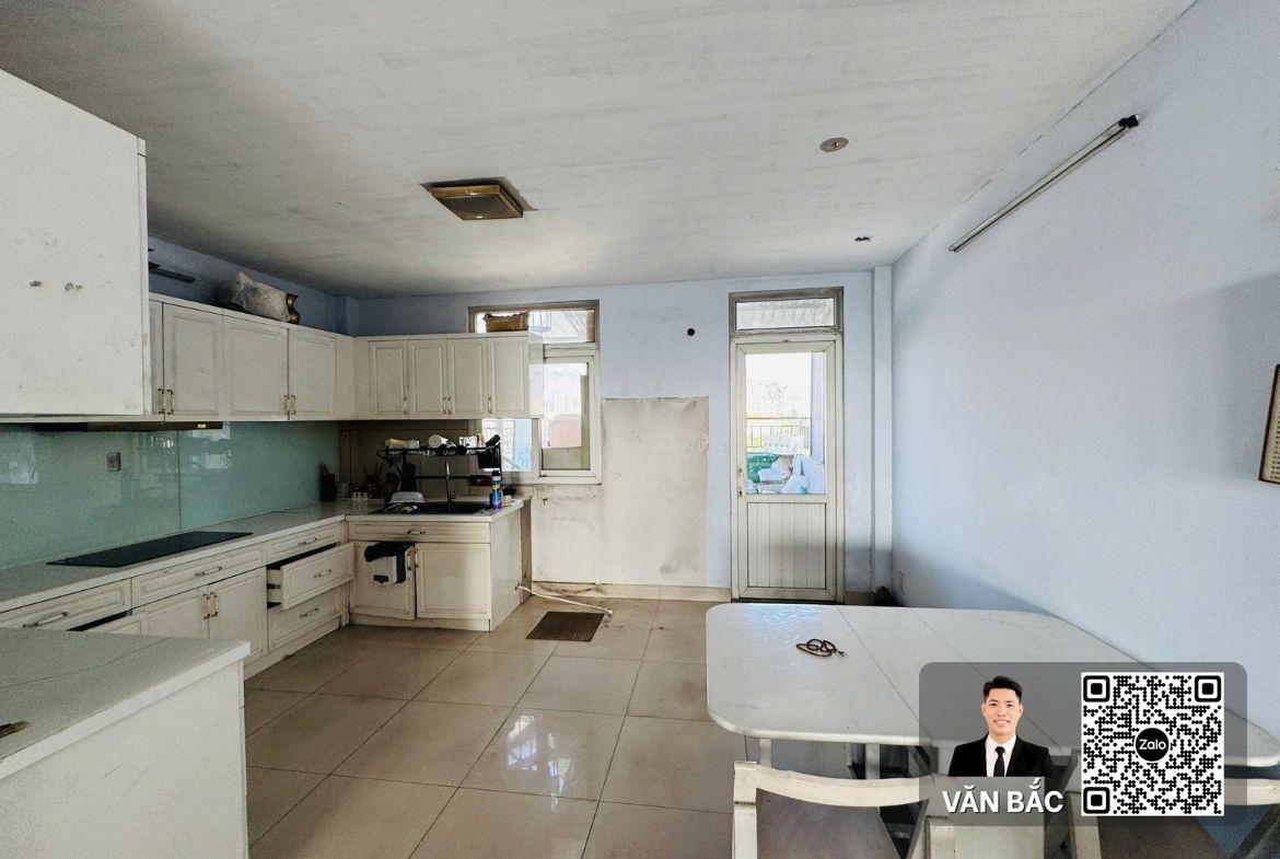 ban-cap-nha-mat-tien-1156-1158-huynh-tan-phat-quan-7-dien-tich-9x25m-vi-tri-kinh-doanh-dac-dia-gia-60-tỷ (4)