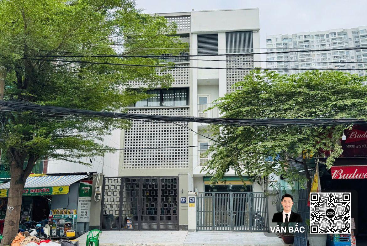 ban-cap-nha-pho-mat-tien-c35-c36-hoang-quoc-viet-dien-tich-10x25m-san-hdt-40tr-thang-gia-42-tỷ (1)