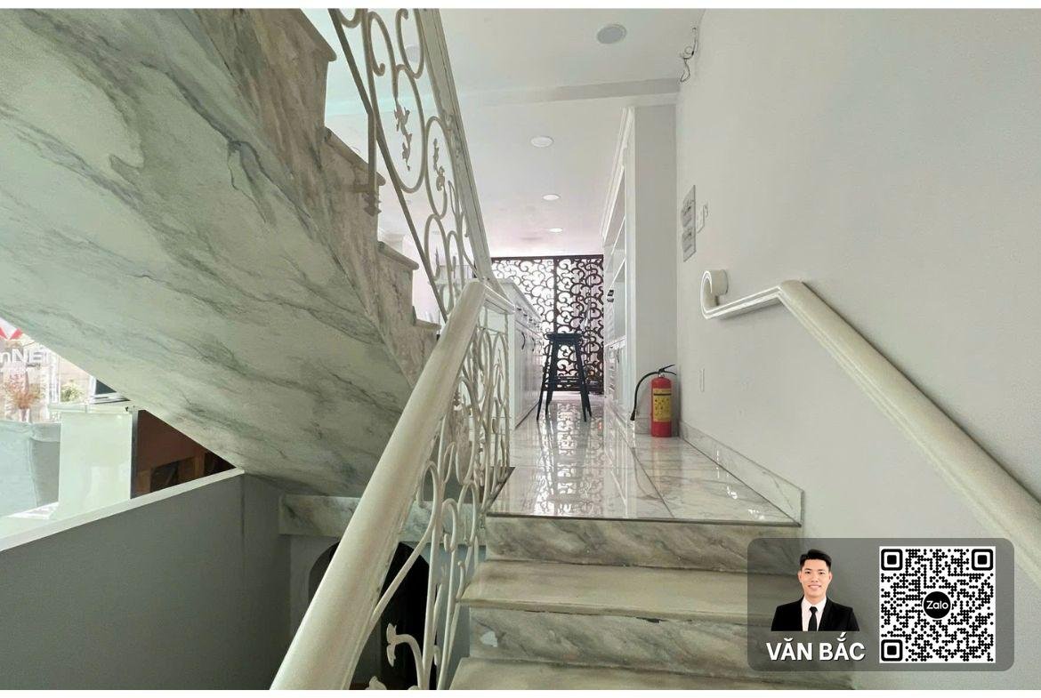 ban-cho-thue-biet-thu-co-ho-boi-22-duong-so-13-kdc-phu-mỹ-van-phat-hung-full-noi-that-dt-11×205-ham-4-lau (5)