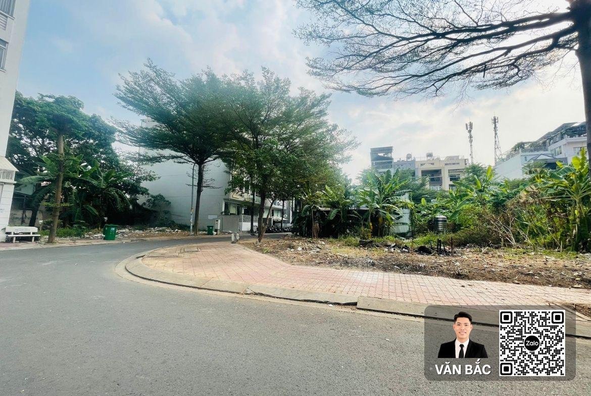 ban-dat-biet-thu-kdc-kim-son-quan-7-lo-a144-canh-lo-goc-dien-tich-200m²-gia-dau-tu-cuc-tot (1)