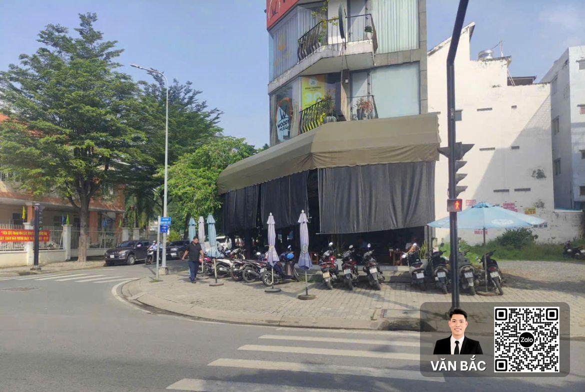 ban-dat-mat-tien-hoang-quoc-viet-kdc-phu-my-vph-quan-7-lo-k22-6x22m-ke-lo-goc-sat-truong-canada-gia-215-ty (1)