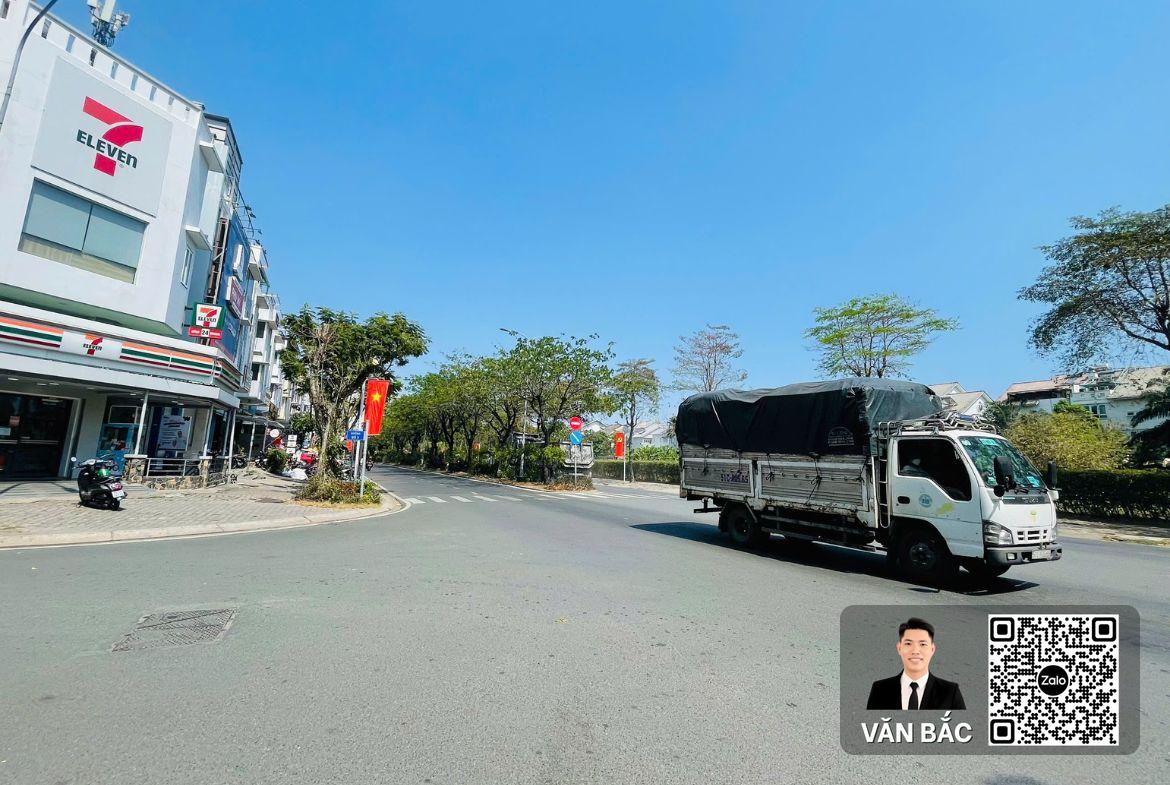 ban-dat-mat-tien-hoang-quoc-viet-kdc-phu-my-vph-quan-7-lo-m58-6x22m-sat-truong-canada-gia-225-ty (1)