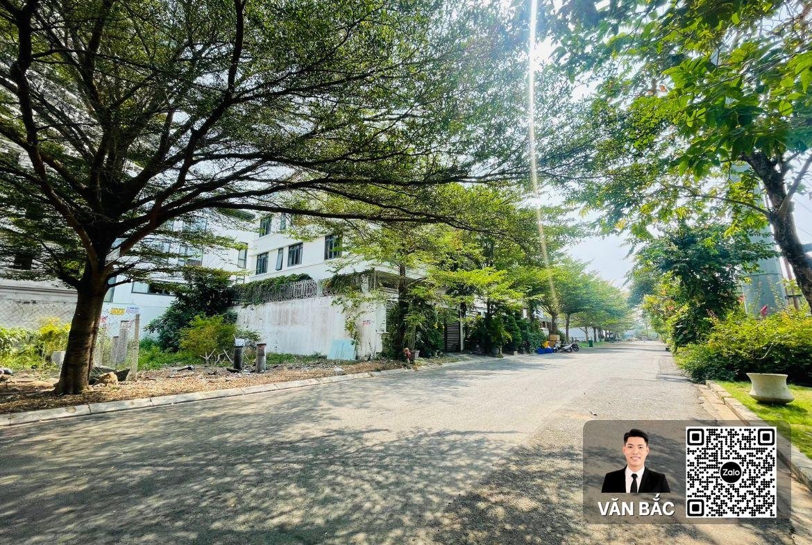 ban-dat-nen-biet-thu-everrich-3-quan-7-ma-nen-a3-14-doi-dien-song-dien-tich-200m²-gia-32-tỷ (3)