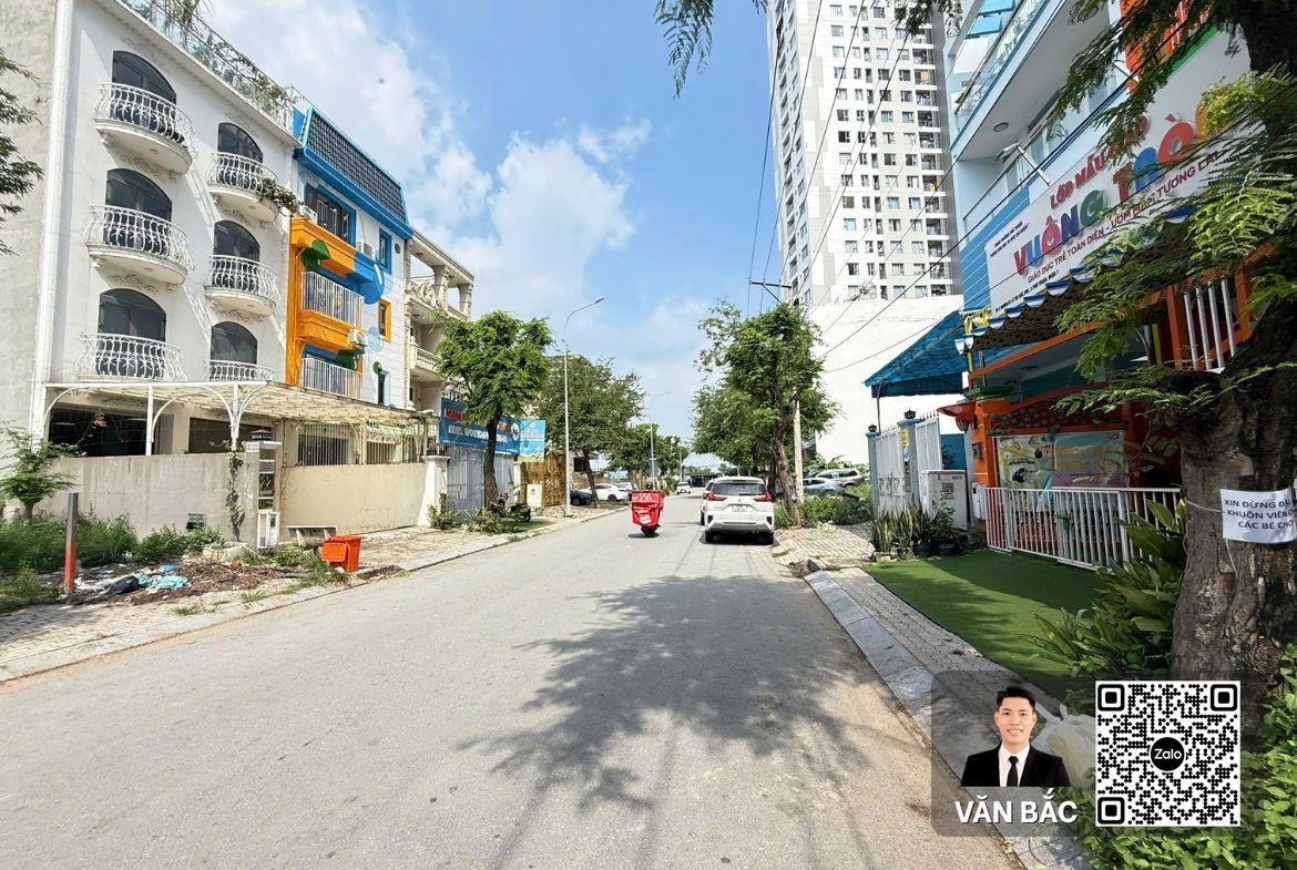 ban-dat-nen-lk3-12-kdc-lacasa-quan-7-mat-tien-le-thi-cho-dien-tich-7x30m-214m²-gia-105tr-m² (4)