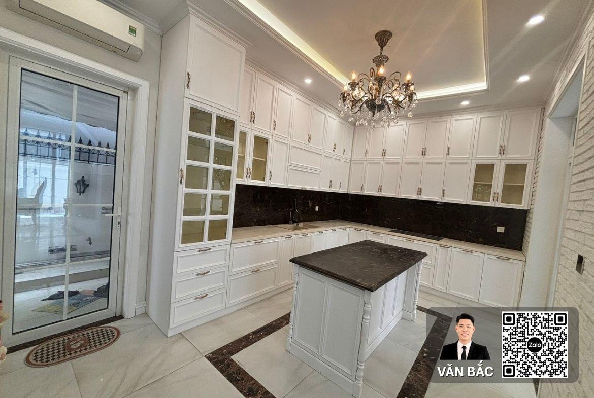 ban-gap-biet-thu-don-lap-nam-phu-villas-q7-so-41-duong-so-9-dong-tien-80-trieu-thang-gia-45-tỷ (1)