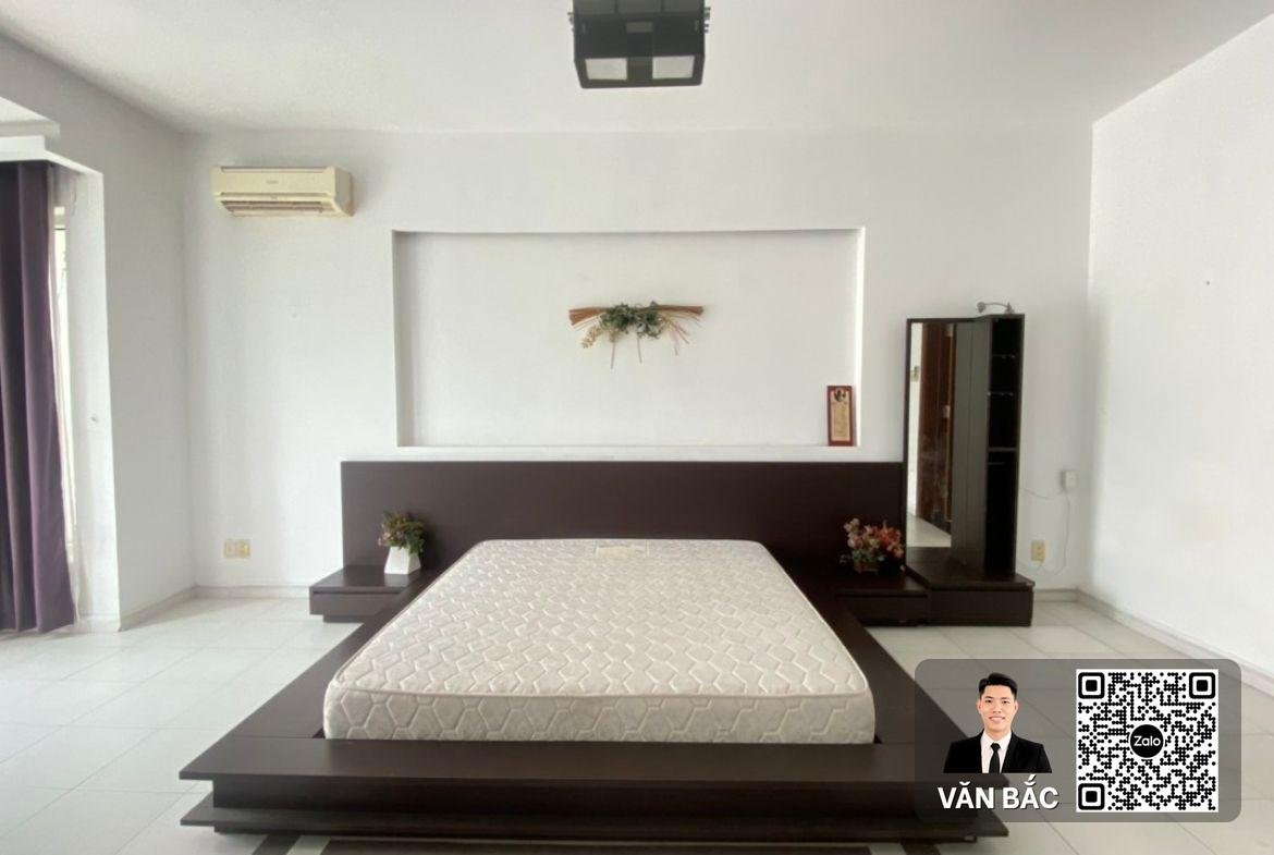 ban-gap-biet-thu-nam-long-so-50-duong-so-1-dien-tich-200m²-13pn-dong-tien-50-trieu-thang (2)