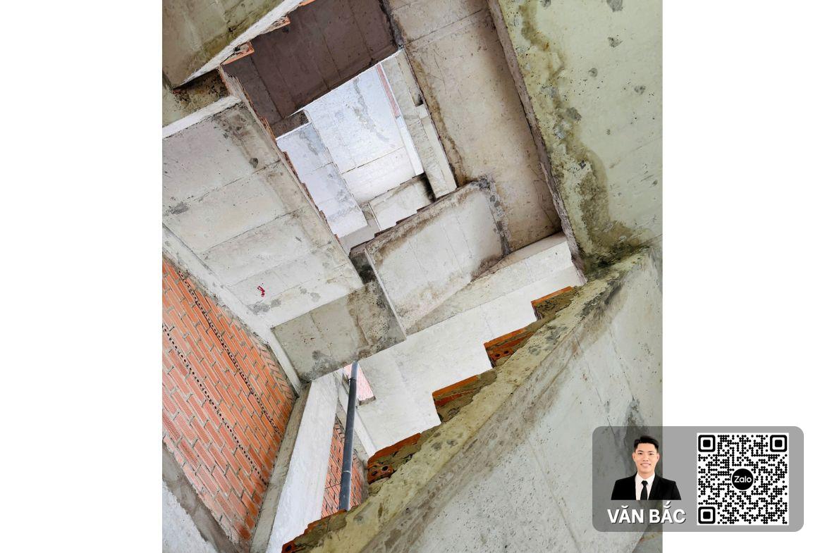 ban-gap-nha-pho-d2-12b-so-93-duong-d7-gs-zeitgeist-nha-be-dien-tich-7x17m-ket-cau-4-tang-gia-175-tỷ (7)