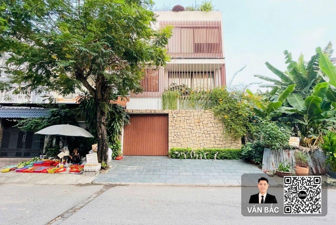 ban-hoac-cho-thue-biet-thu-nam-long-ttc-quan-7-so-33-duong-so-1-dien-tich-176m²-full-noi-that-cao-cap (1)