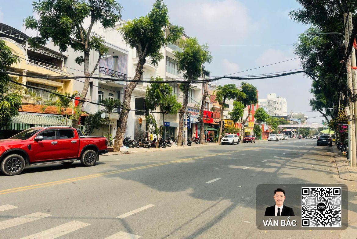 ban-nha-dep-goc-2-mat-tien-so-23-duong-65-30-tan-quy-dong-duong-30m-dt-6x20m-3-lau-gia-44-ty (3)