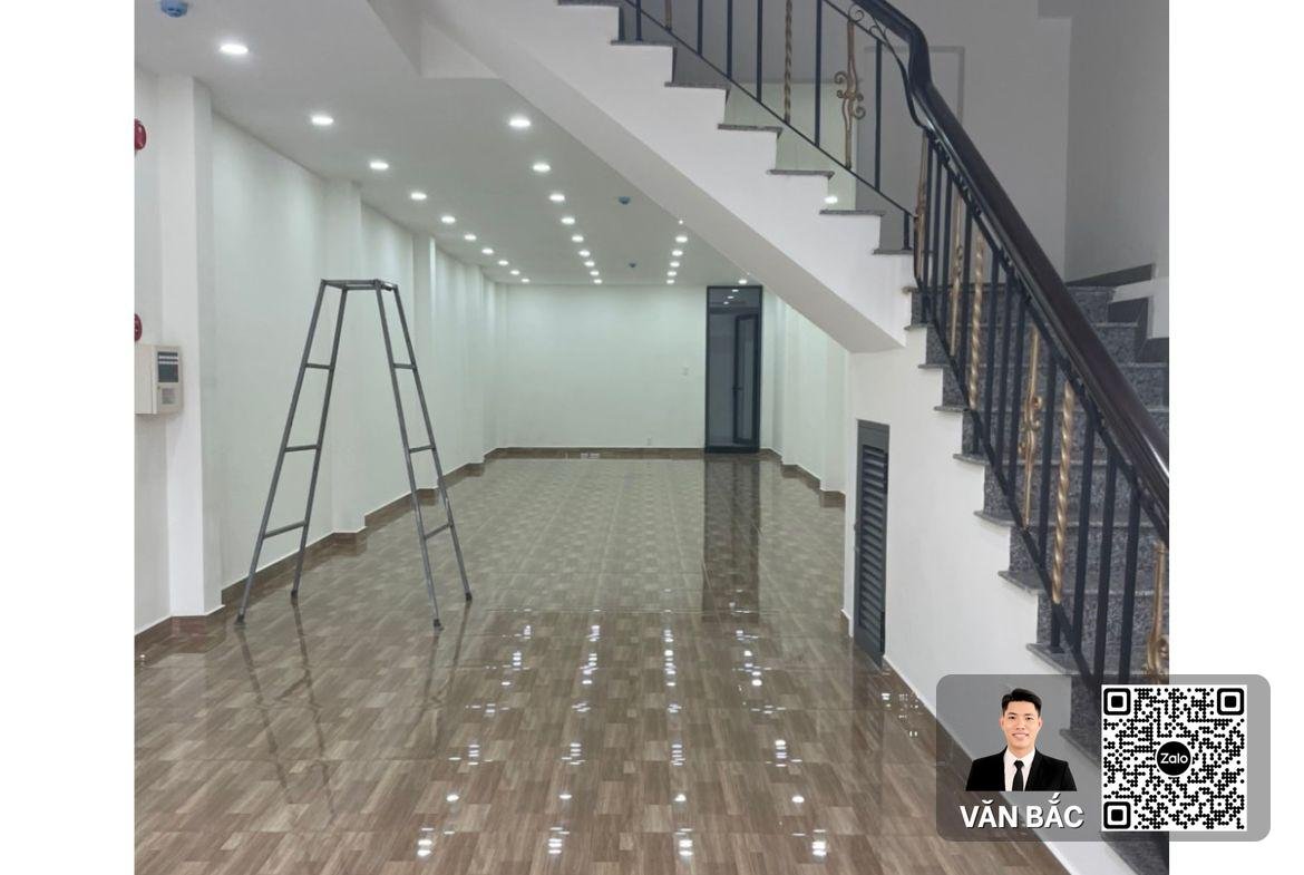 ban-nha-mat-tien-4-tang-41-hoang-quoc-viet-dt-5x30m-cn-125m-hdt-40-trieu-thang-lien-ke-phu-mỹ-hung-gia-21-tỷ (4)