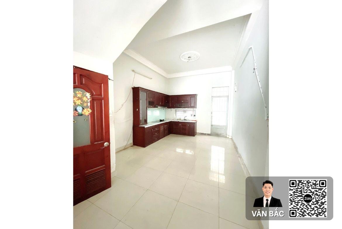 ban-nha-mat-tien-so-10-duong-so-13-cu-xa-ngan-hang-ngay-cho-sam-uat-dt-4x16m-4-tang-gia-135-tỷ (8)