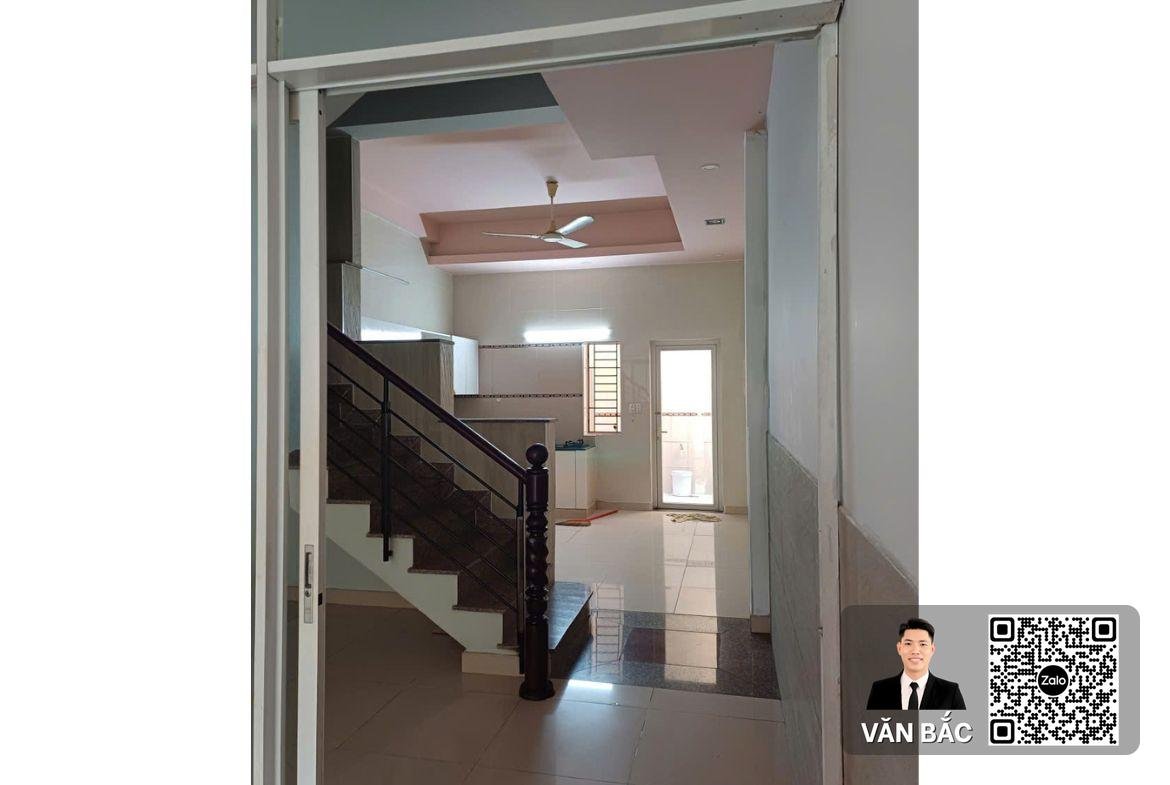 ban-nha-mat-tien-so-68-duong-so-27-kdc-an-phu-hung-quan-7-duong-20m-lien-ke-phu-mỹ-hung-gia-17-tỷ (5)