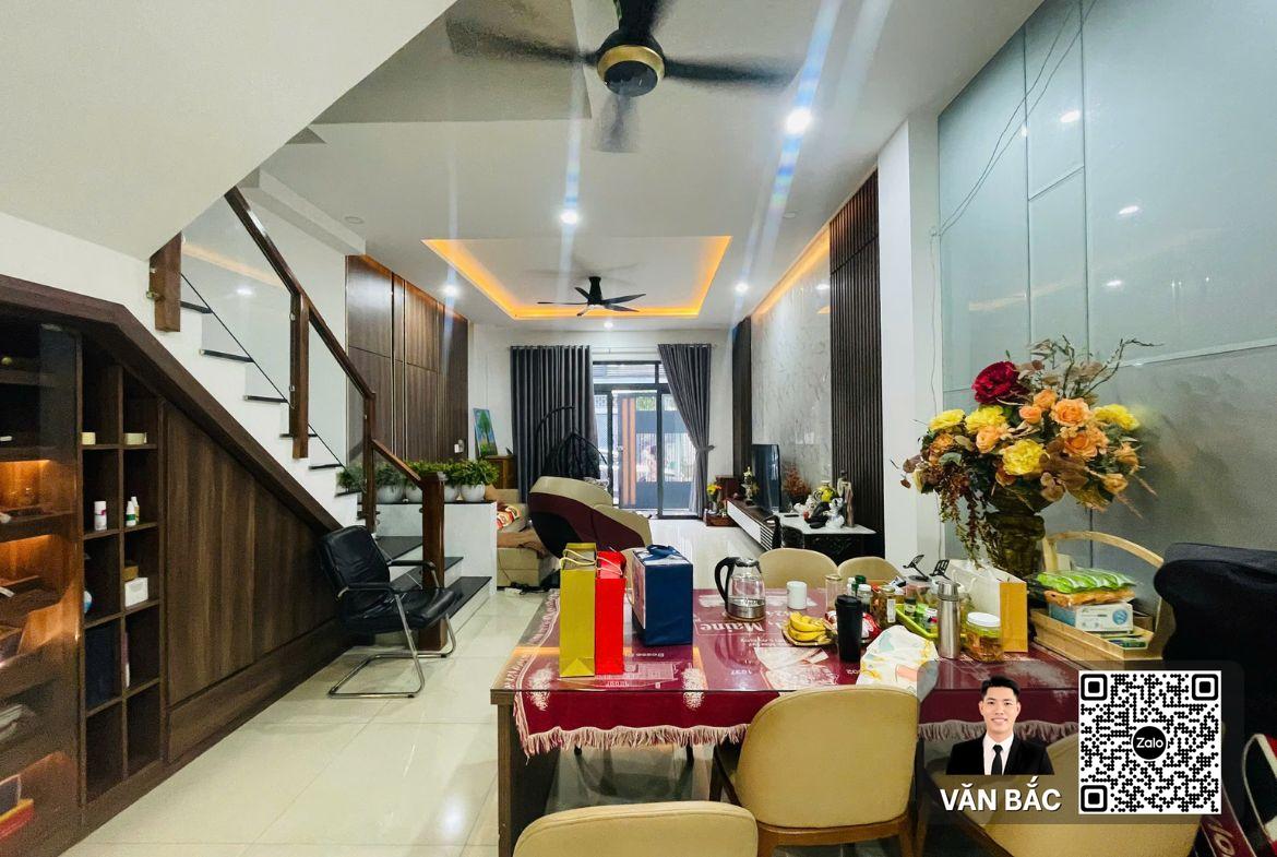 ban-nha-pho-jamona-city-quan-7-can-b10-so-38-duong-so-1-ket-cau-4-tang-full-noi-that-gia-15-tỷ (2)