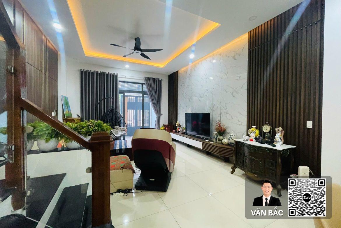 ban-nha-pho-jamona-city-quan-7-can-b10-so-38-duong-so-1-ket-cau-4-tang-full-noi-that-gia-15-tỷ (6)