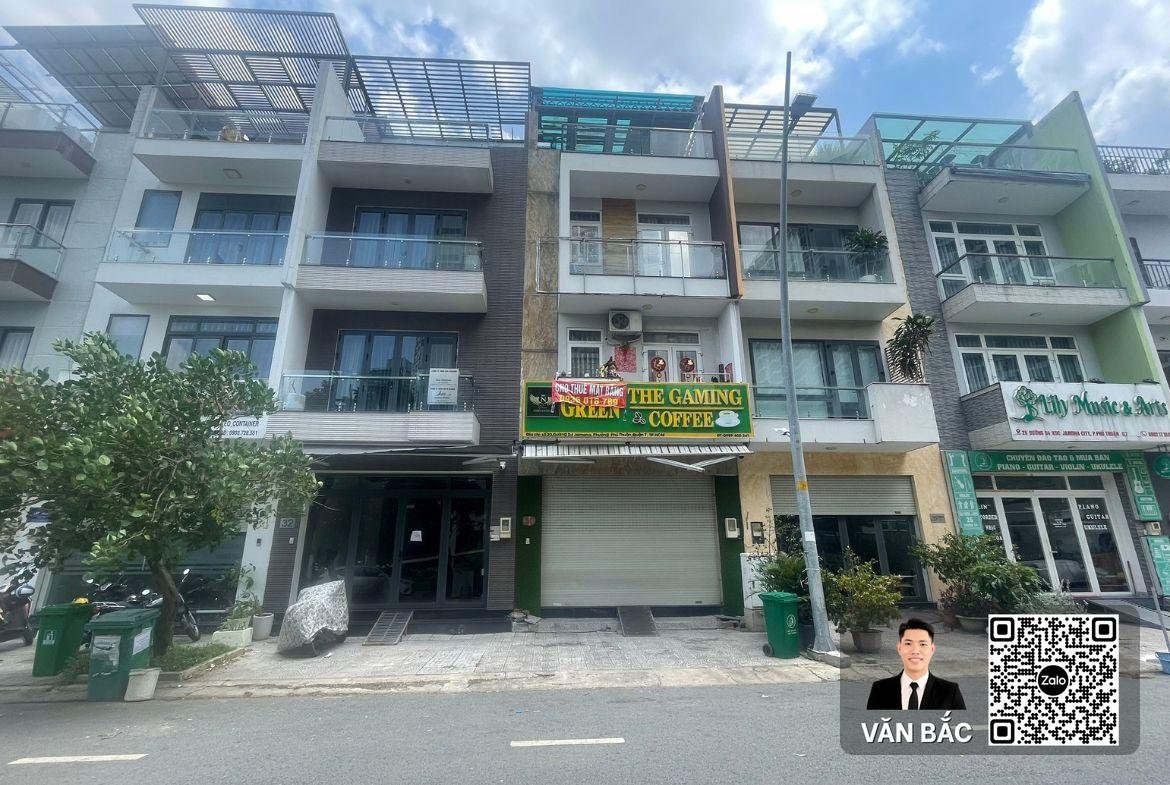 ban-nha-pho-jamona-city-quan-7-so-30-duong-d4-duong-rong-20m-dong-tien-28-trieu-thang-gia-18-tỷ (1)