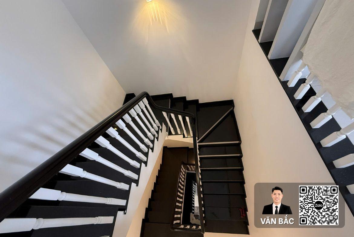 ban-nha-pho-jamona-golden-silk-so-25-duong-n2-dt-5x18m²tret-3-lau-full-noi-that-huong-nam (17)