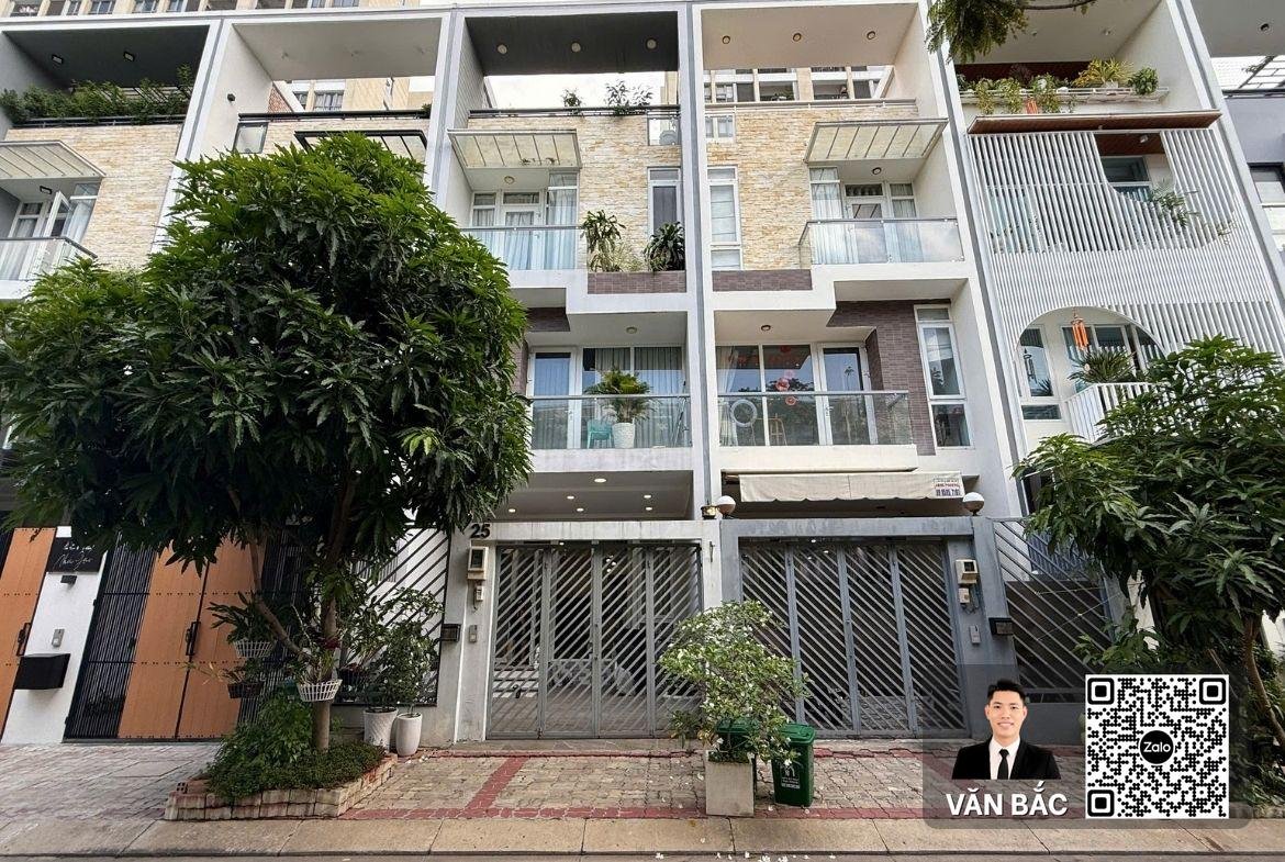 ban-nha-pho-jamona-golden-silk-so-25-duong-n2-dt-5x18m²tret-3-lau-full-noi-that-huong-nam (2)