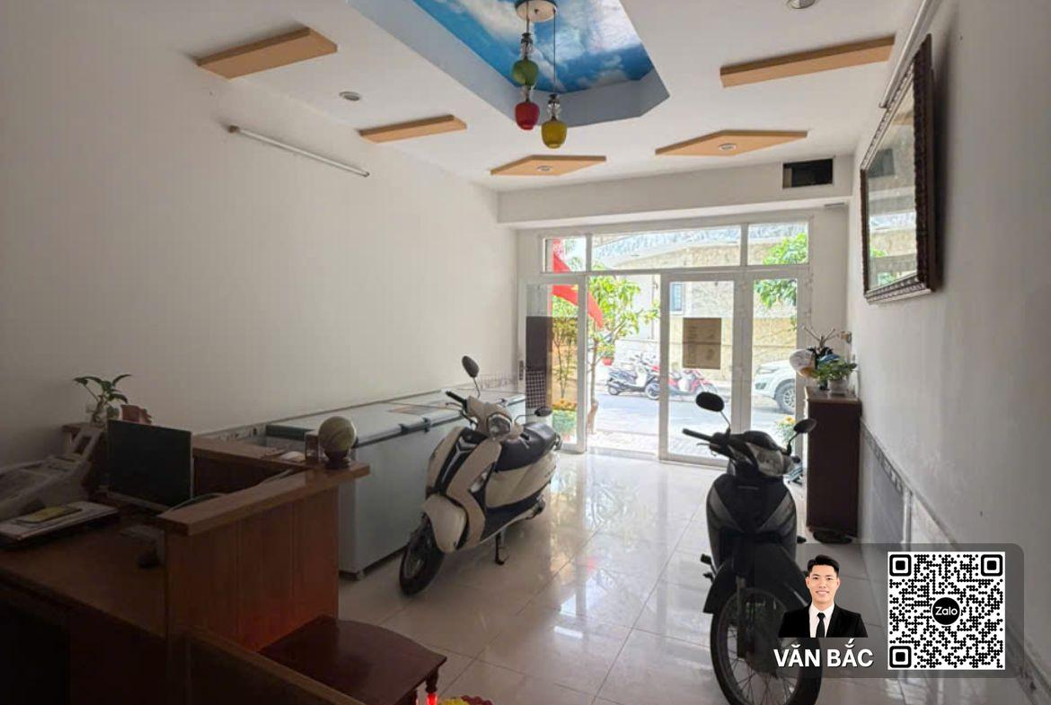 ban-nha-pho-kdc-cong-ich-phu-my-quan-7-so-59-duong-so-3-dien-tich-4x18m-5pn-gia-12-ty (4)