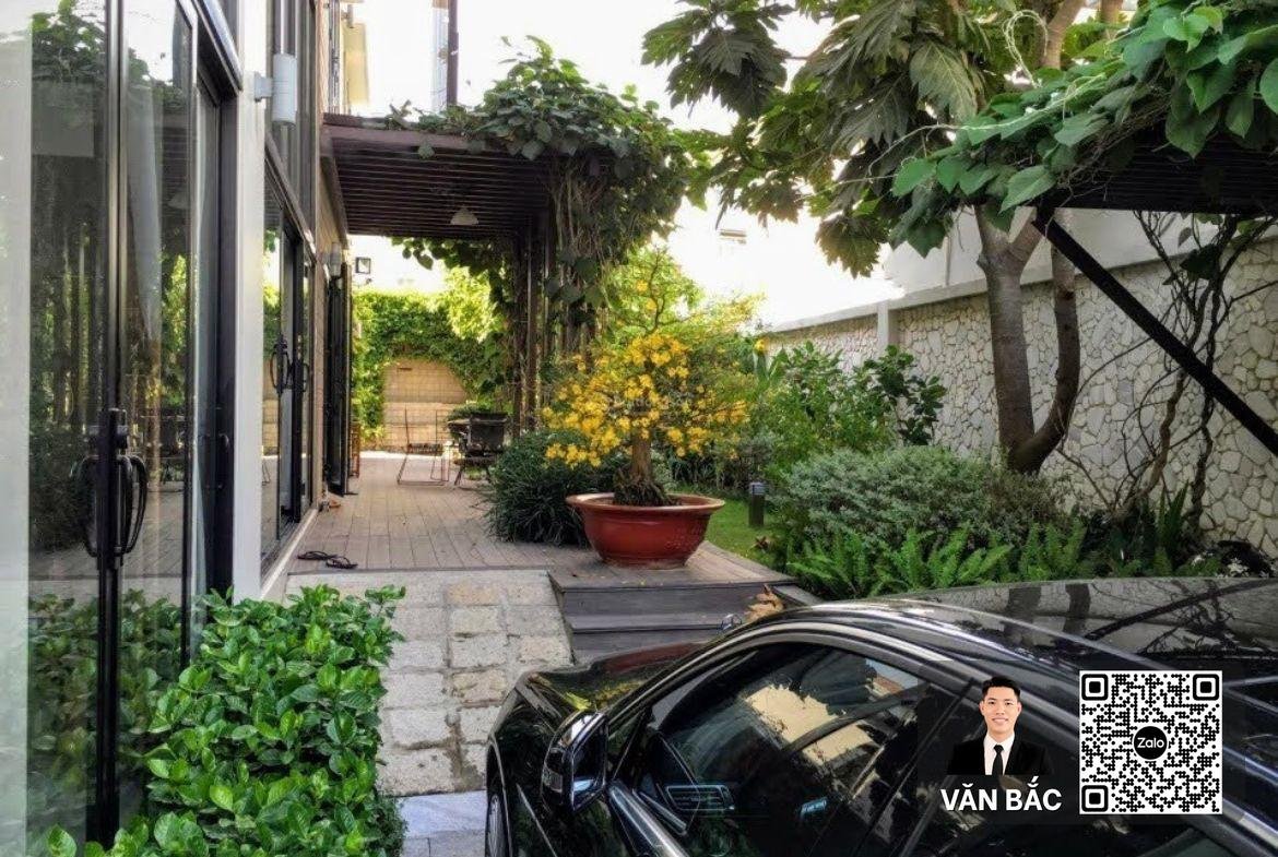 ban-sieu-biet-thu-san-vuon-villa-kieu-dam-quan-7-tuyet-tac-kien-truc-nghe-thuat-dien-tich-405m²-gia-75-tỷ (2)