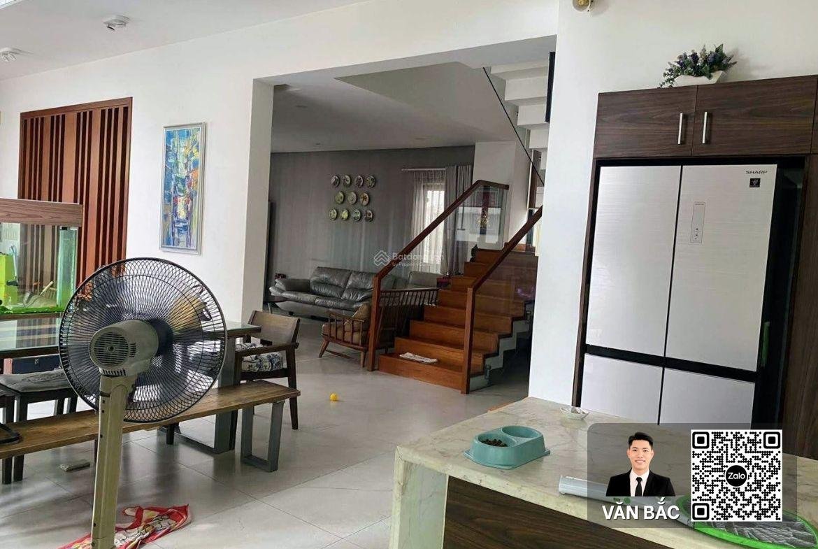 ban-sieu-biet-thu-san-vuon-villa-kieu-dam-quan-7-tuyet-tac-kien-truc-nghe-thuat-dien-tich-405m²-gia-75-tỷ (7)