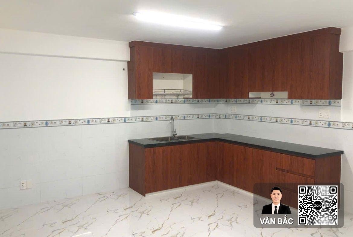 ban-thue-nha-pho-r4-87-hung-phuoc-3-phu-mỹ-hung-co-thang-may-4-laust-dt-6×18-5mgia-30-tỷ-thue-2k8-usd (2)