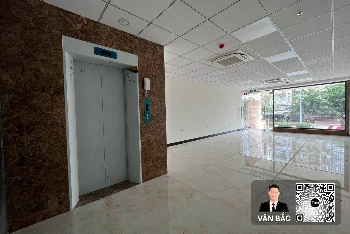 cho-thue-hoac-ban-nha-mat-tien-duong-d1-kdc-him-lam-quan-7-ket-cau-6-tang-thang-may-pccc-hien-dai (4)