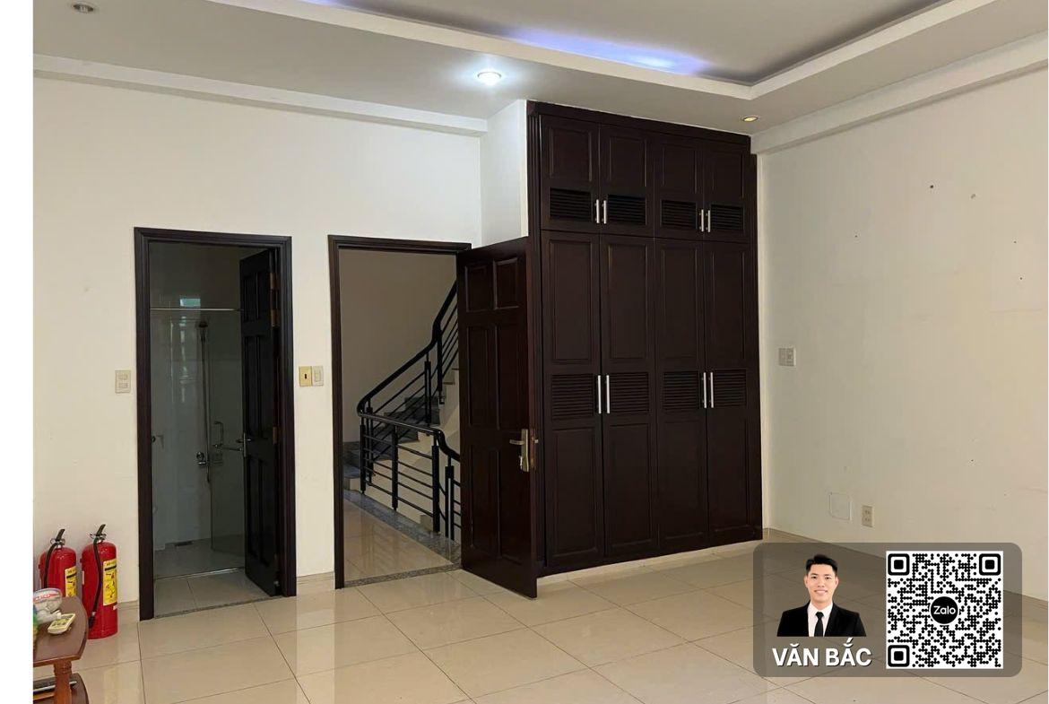 ban-gap-nha-pho-kdc-him-lam-quan-7-so-20-duong-so-16-ket-cau-ham-4-tang-dong-tien-40-trieu-thang (13)