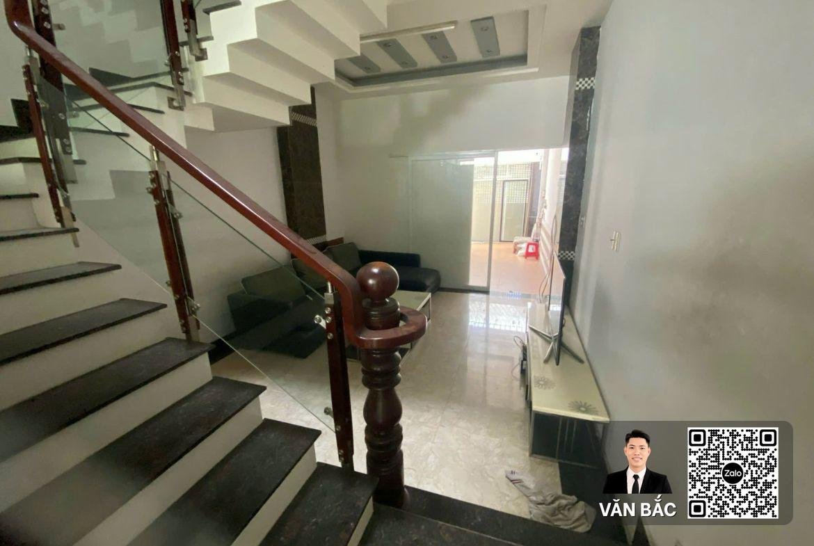 ban-nha-mat-tien-b26-duong-24m-kdc-nam-long-phu-thuan-dt-4x20m-4-lau-co-thang-may-gia-20-tỷ (4)