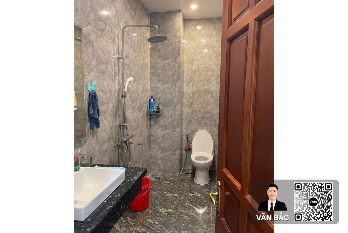 ban-nha-pho-27-duong-so-4-kdc-phu-my-cho-lon-dt-5x185m-4-tang-noi-that-go-do-gia-176-ty (5)