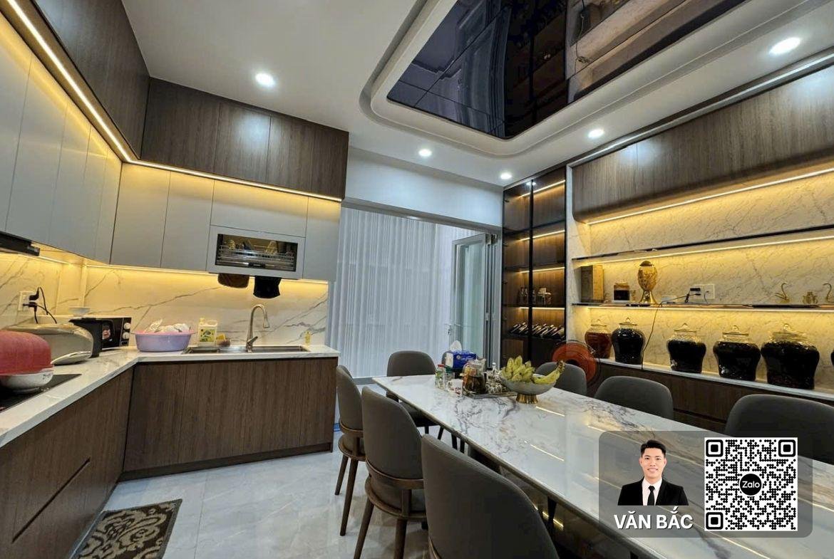 ban-nha-pho-co-thang-may-29-duong-1b-kdc-cong-ich-q4-dt-5x16m-4-laust-huong-dong-gia-19-2-tỷ (3)