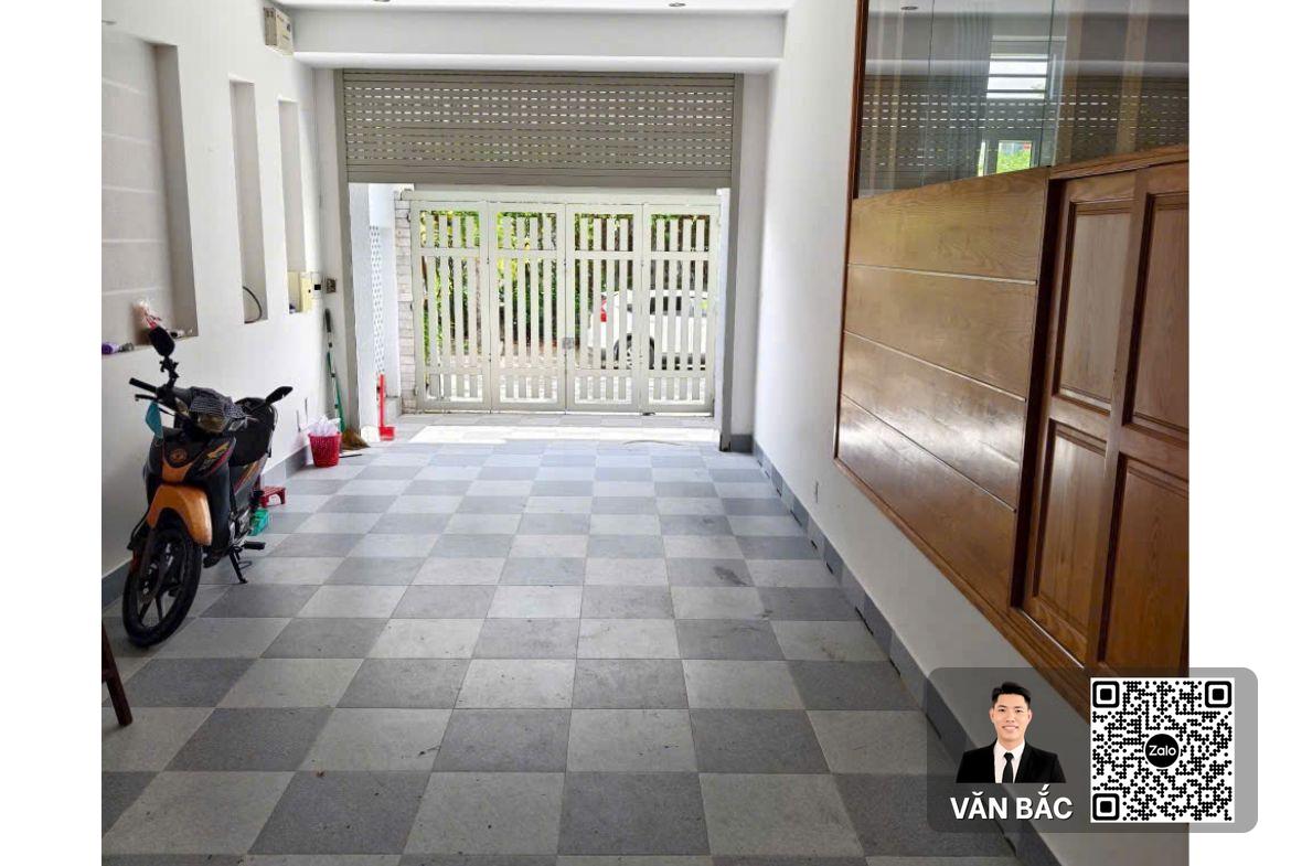 biet-thu-6-duong-so-7-nam-long-tran-trong-cung-dt-8x24m-hd-thue-40tr-thang-4-lau-gia-30-5-tỷ (5)