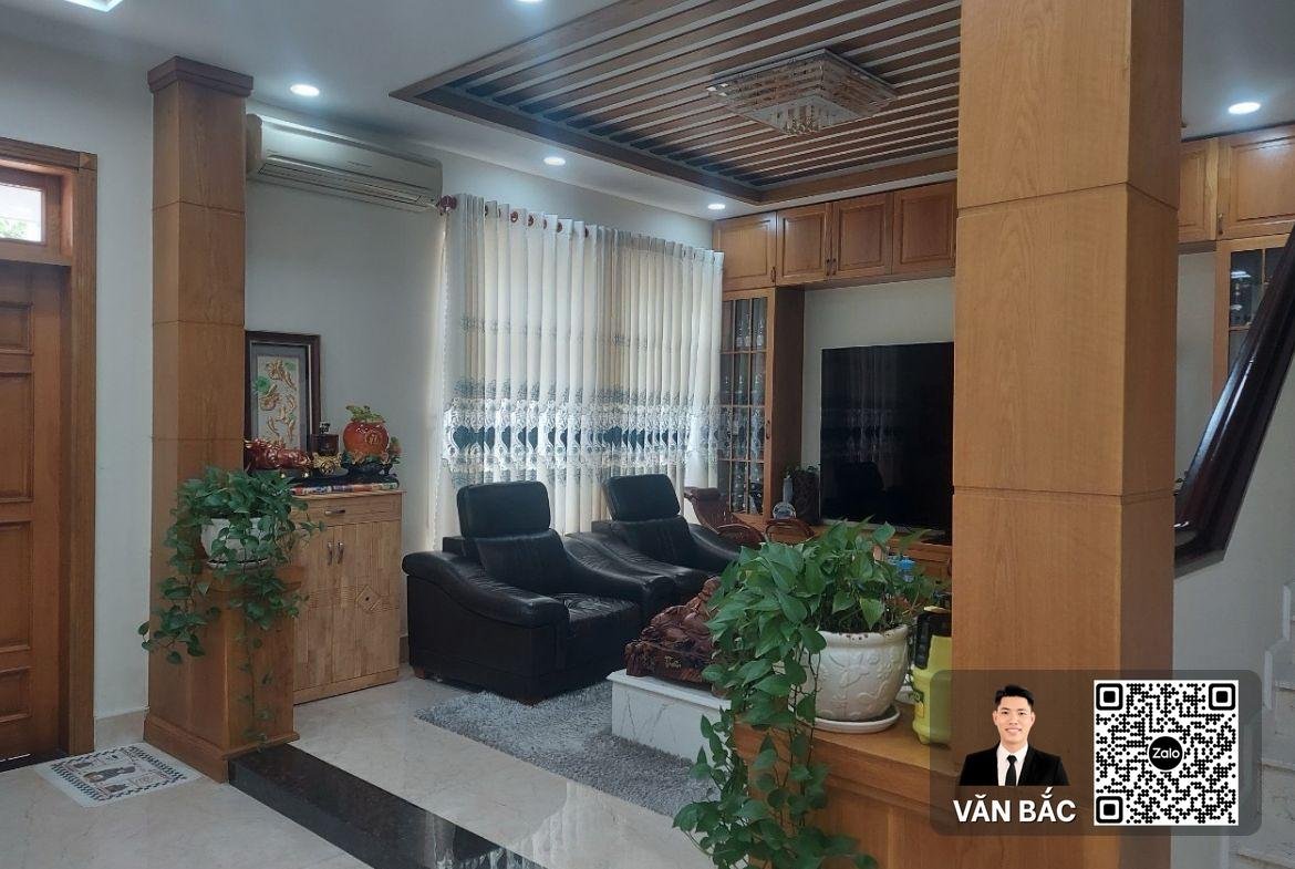 biet-thu-goc-2-mat-tien-b2-21-mỹ-thai-3-phu-mỹ-hung-san-vuon-rong-dt-12x20m-3-tang-gia-68-tỷ (5)