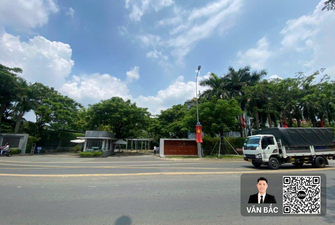 cap-nen-biet-thu-lien-ke-thua-1244-duong-le-thi-rieng-kdc-phu-nhuan-q12-huong-nam-so-hong-rieng-gia-11-6-tỷ-nen (3)